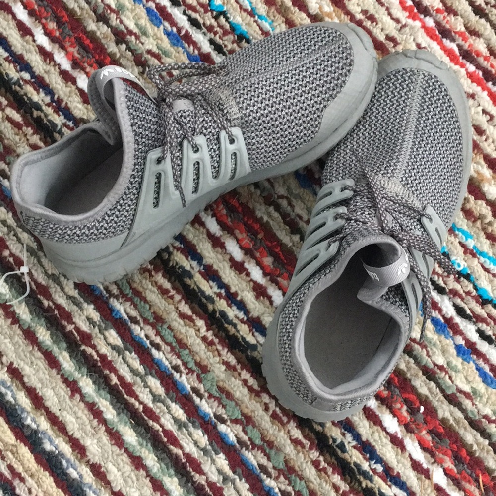Reposh Adidas Tubular Shoes